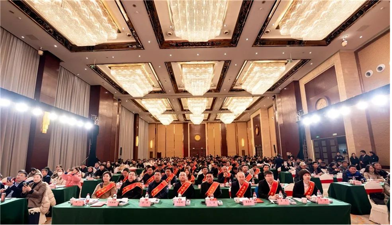 亳州中安华力荣获亳芜现代产业园”规模提升进步奖”、”明星企业家”称号