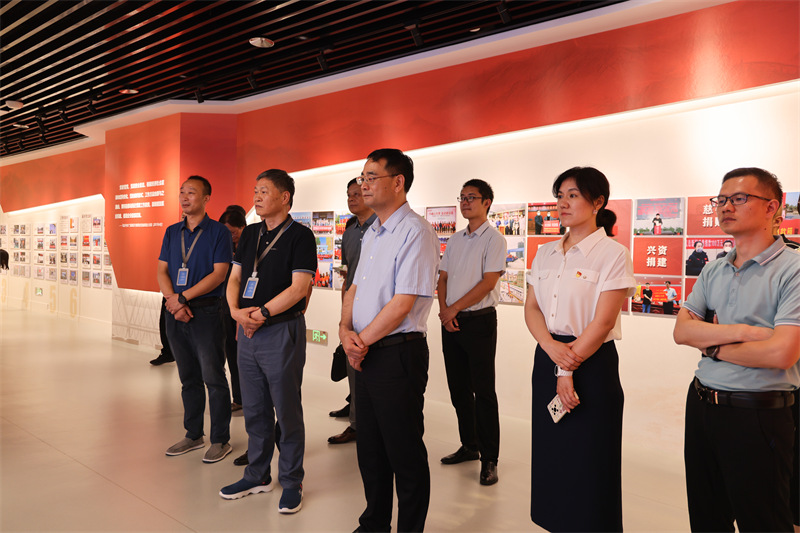 合肥市委社会工作部领导一行来中安华力走访调研