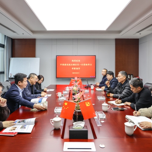 中国建设报社副社长顾宇新一行到访华力