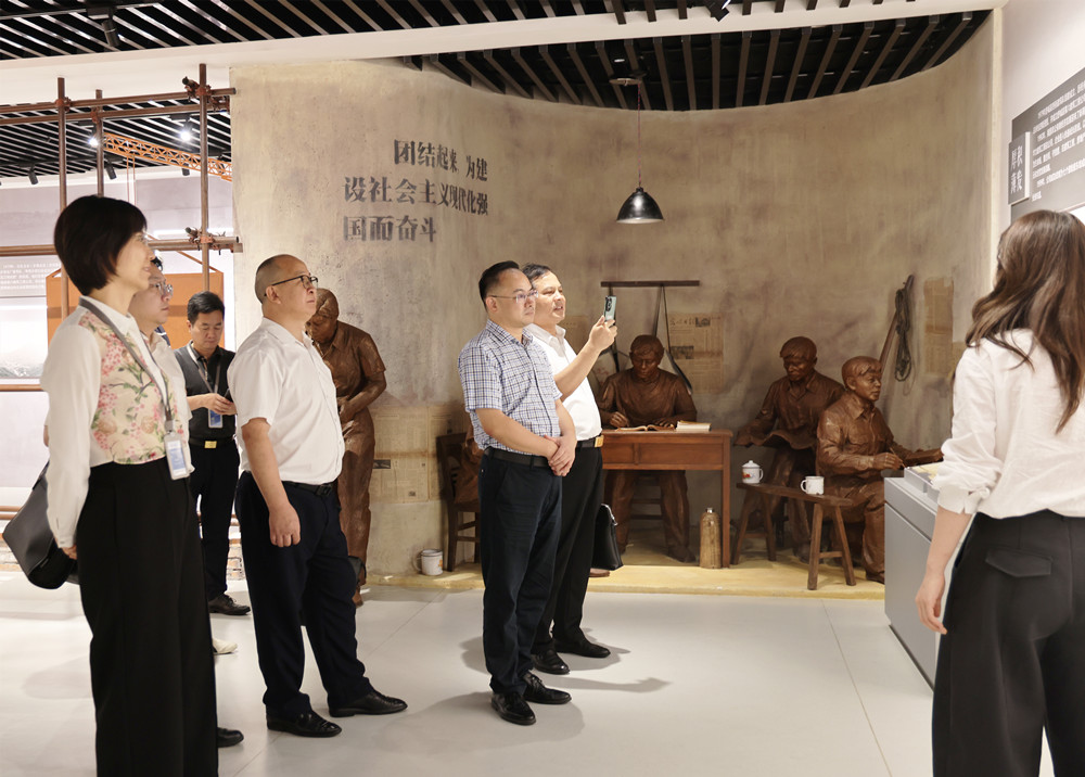 中国一冶建安公司领导一行到中安华力考察交流  共谋合作发展