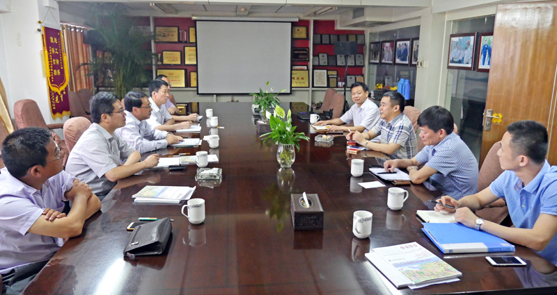 庐阳区四里河街道走访华力送政策送服务 