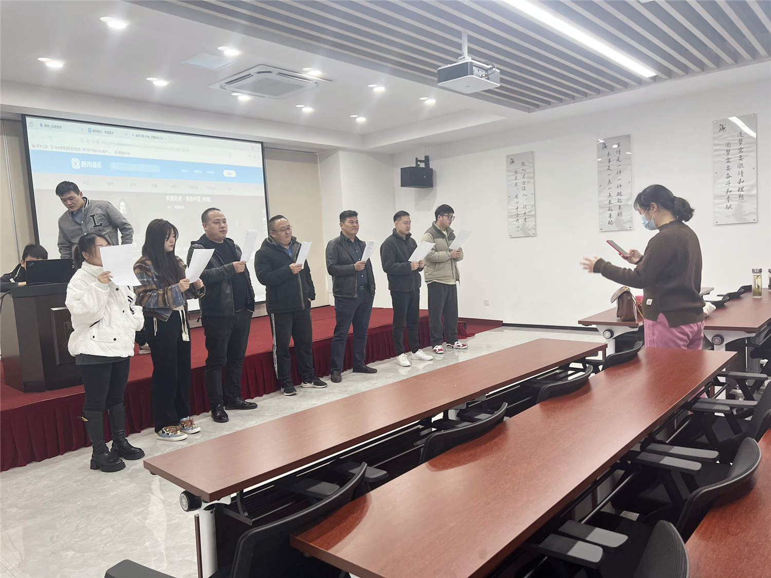 1705050355962743.jpg 123.jpg