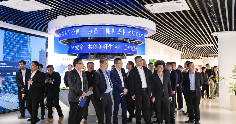 1762158819138632.jpg 5O3A9614.jpg