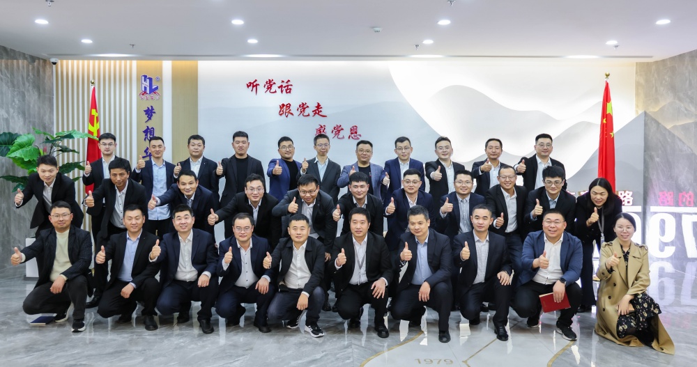 1762158828602796.jpg 5O3A9622.jpg