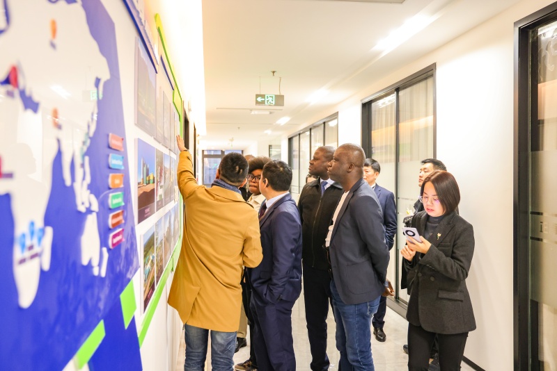 1765877799685104.jpg 5O3A0882.jpg