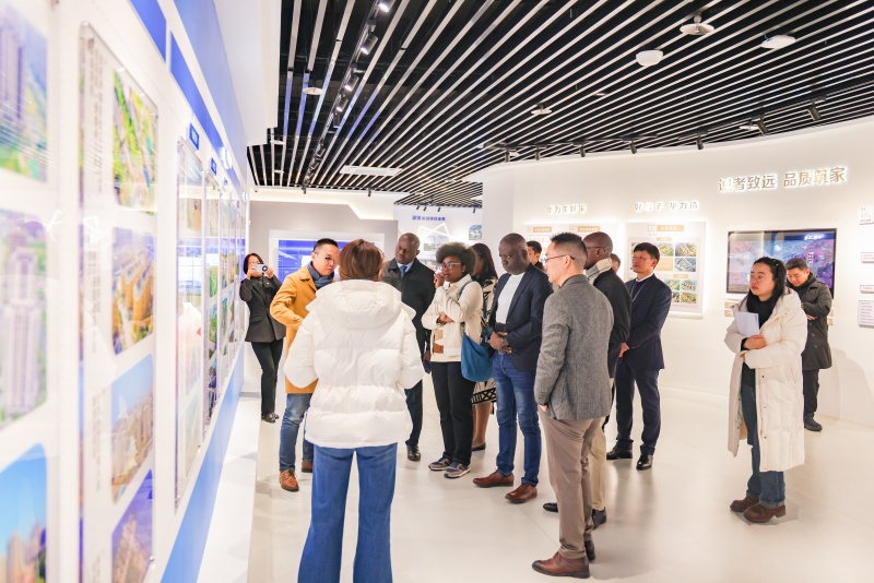 1765877807980940.jpg 5O3A0866.jpg